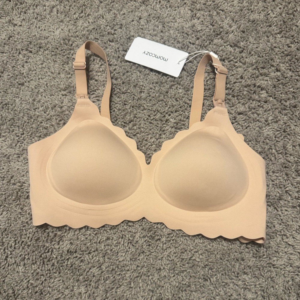 NWT Momcozy Nursing bra M